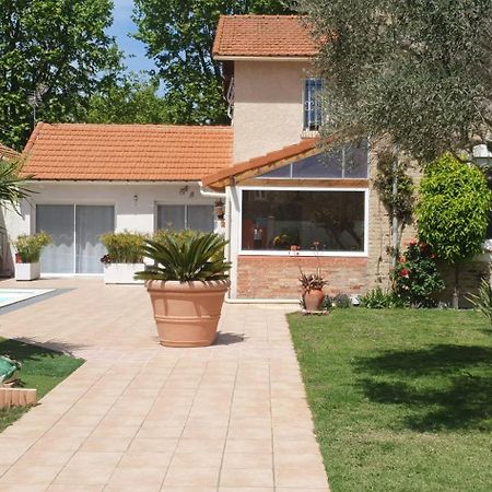 La Salamandre De Camargue Salin-de-Giraud Ngoại thất bức ảnh